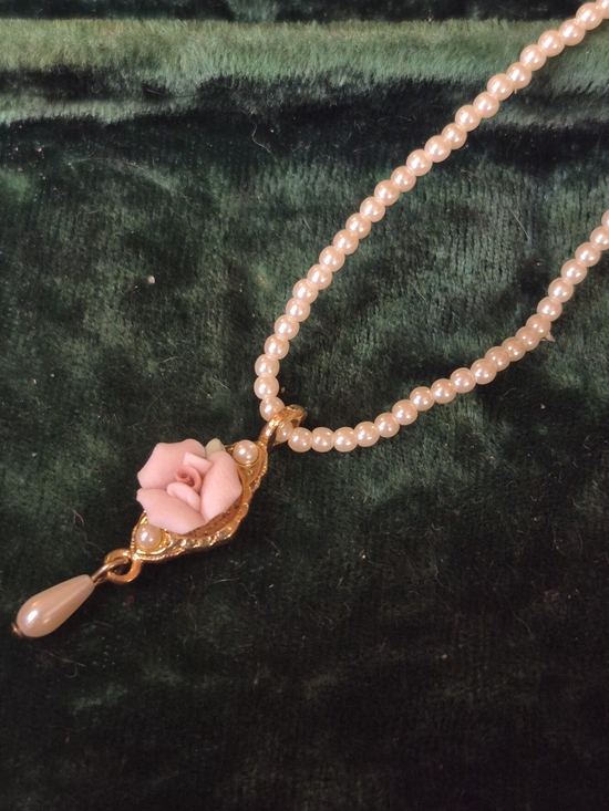 1928 Jewelry - 1928 Gold-Tone Pearl Necklace with Pink Rose and Pearl Drop